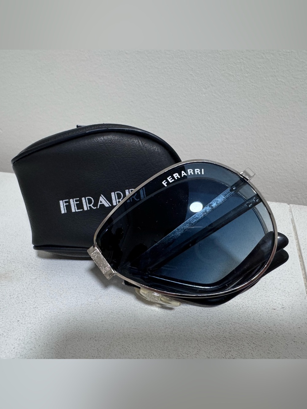 Vintage 80s Ferarri Foldable Aviator Sunglasses Blue Gradient Lens w/ Zip Case